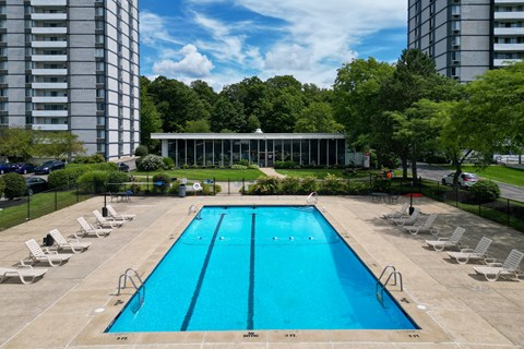 Outdoor Swimming Pool and Sun Deck at Gates Mills Place Apartments, Mayfield Heights, OH 44124