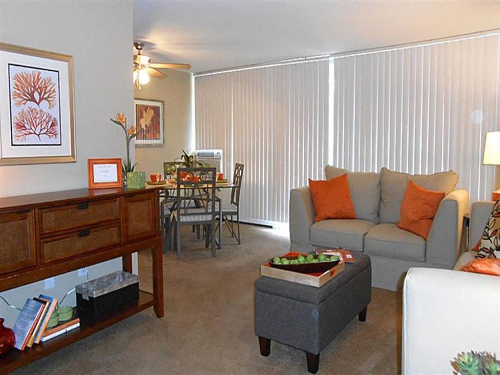 Spacious Living Area at Water's Edge, Ohio