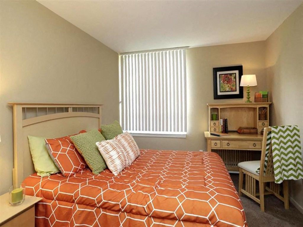 Master Bedroom at Water's Edge, Euclid, 44123