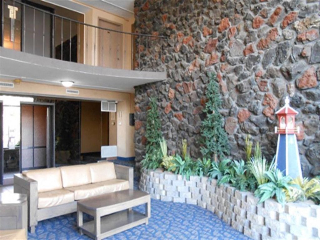 Lobby at Water's Edge, Ohio