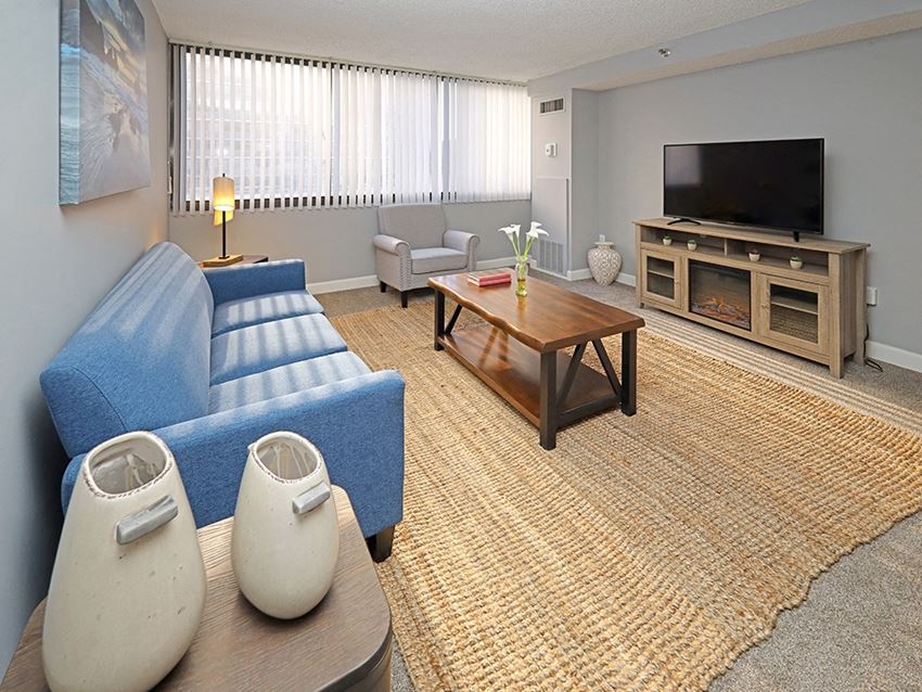 Reserve Square Model - Living Room