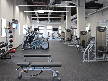 Fitness Center With Modern Equipment at The Terminal Tower Residences, Cleveland, 44113 - Photo Gallery 30