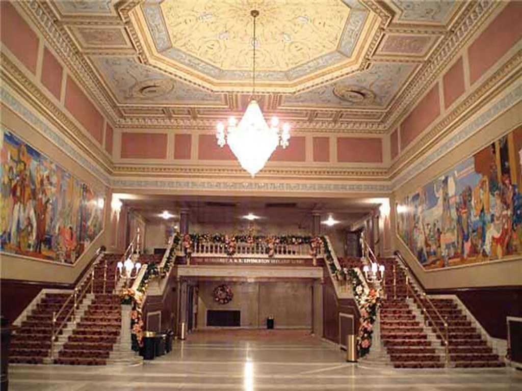 High Ceiling Hall at The Residences At Hanna Apartments, Cleveland