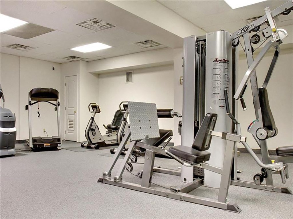 Fitness Center at Willoughby Hills Towers Apartments, Willoughby Hills, OH 44092