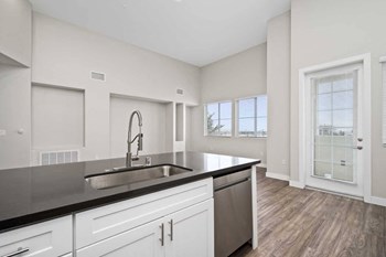 15100 Moran Street 1-2 Beds Apartment for Rent - Photo Gallery 3