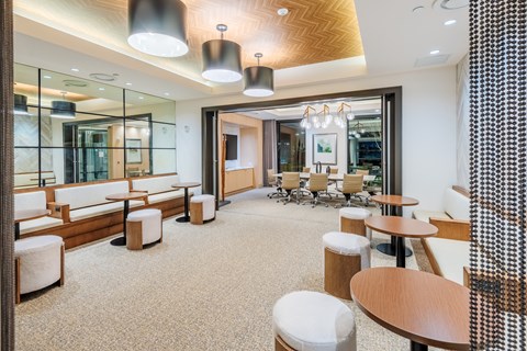 E-Lounge with Wi-Fi and USB Connectivity