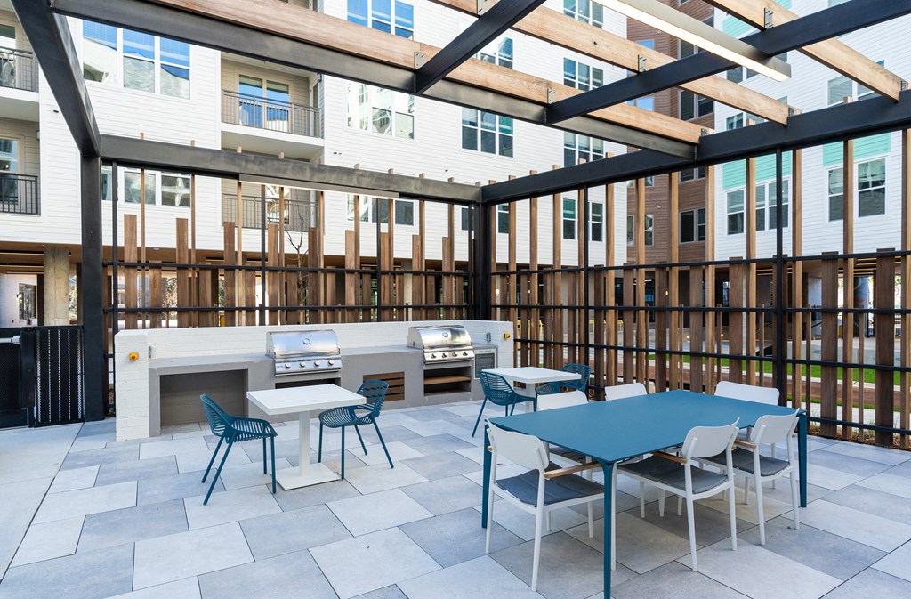 Platform Apartments, 600 W Cabarrus St, Raleigh, NC - RentCafe