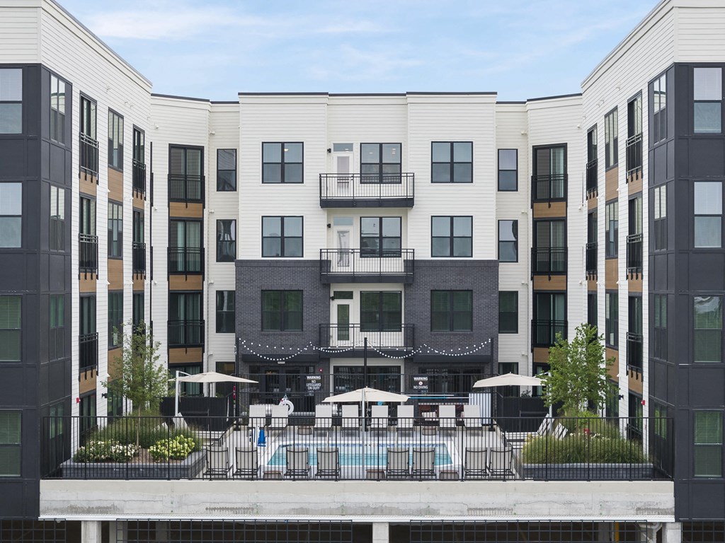 the building in which the hotel is located