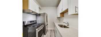 1616 35th Ave