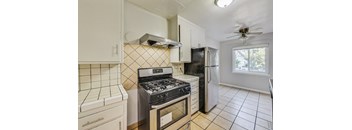 1732 27th Ave 2br
