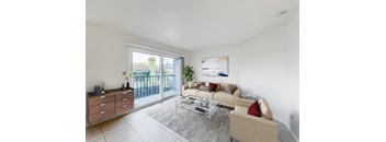 2701 High St 3br