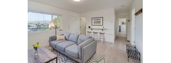 Common MacArthur 1BR