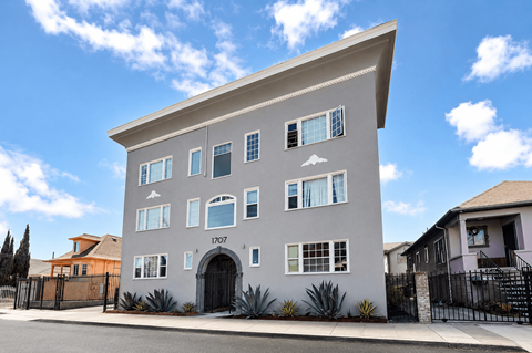 1707 36Th Avenue Studio-2 Beds Apartment for Rent