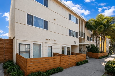 1722 27Th Avenue Studio-2 Beds Apartment for Rent