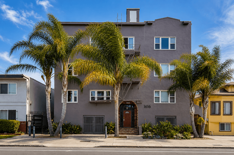 1616 35Th Avenue Studio-2 Beds Apartment for Rent