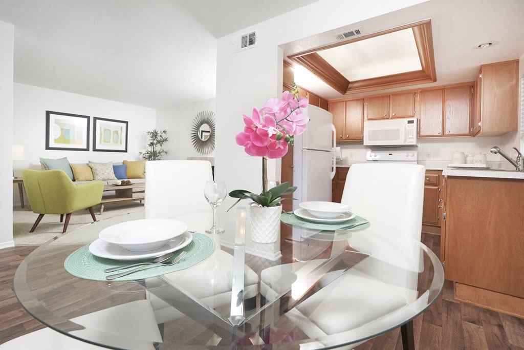 Formal Dining Room at The Knolls, Thousand Oaks