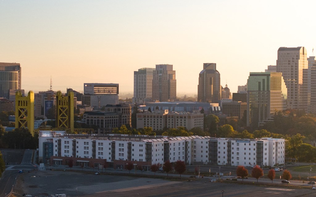 an aerial of 805 Riverfront apartments in the morning
