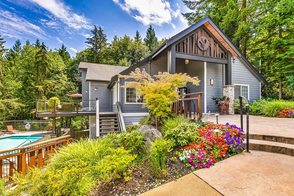 Clubhouse exterior at Lakemont Orchard, Issaquah Washington