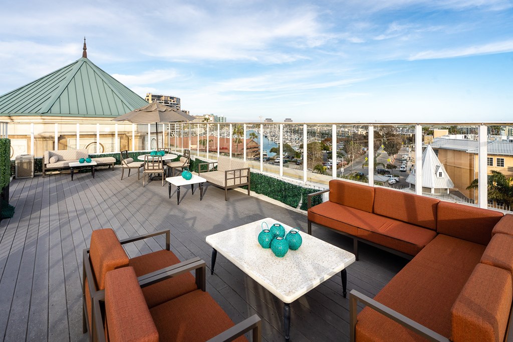Rooftop terrance with lounge seating