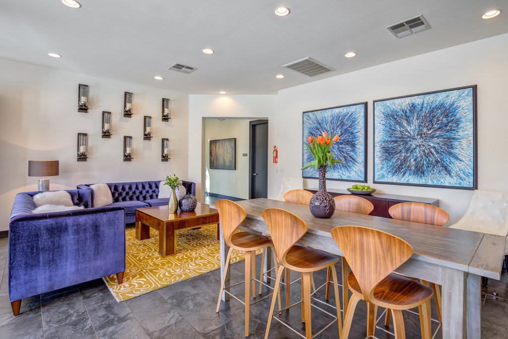 Clubroom with lounge seating