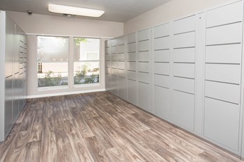 Package Lockers - Photo Gallery 8