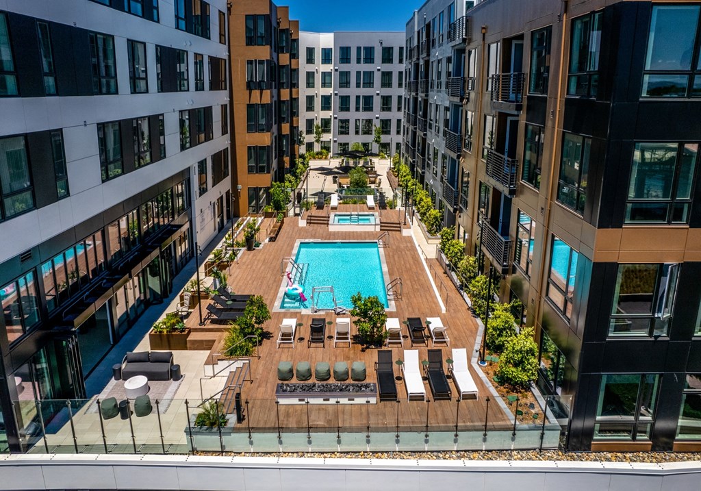 artizan poolside aerial view