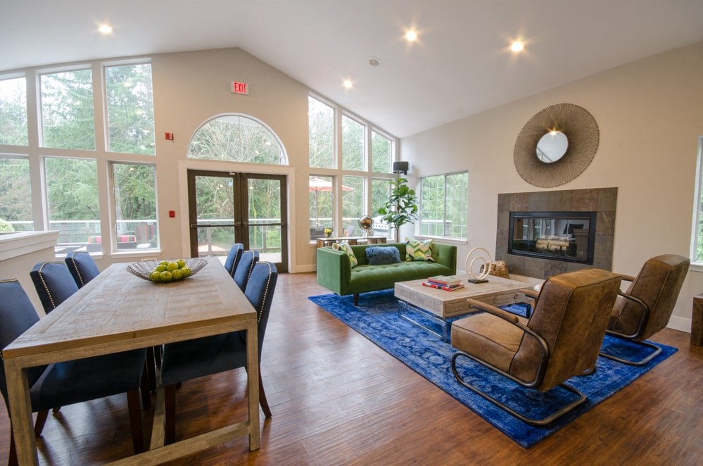 Clubroom with lounge seating