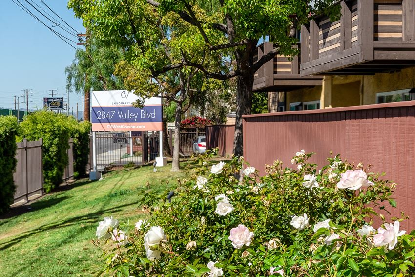 cv west covina entry way - Photo Gallery