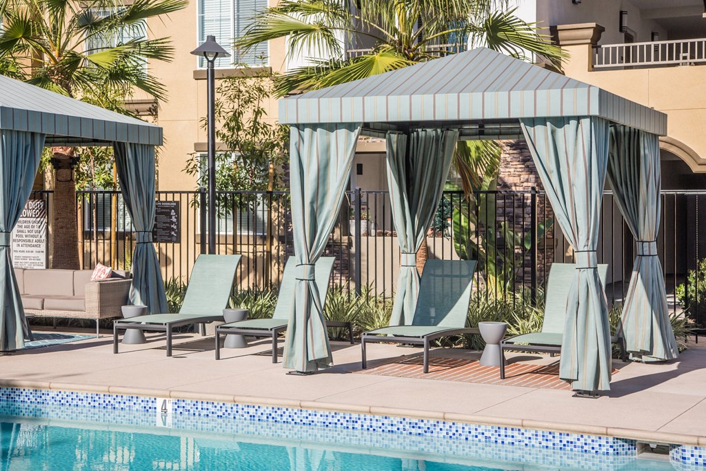 capriana bungalow lounge seating