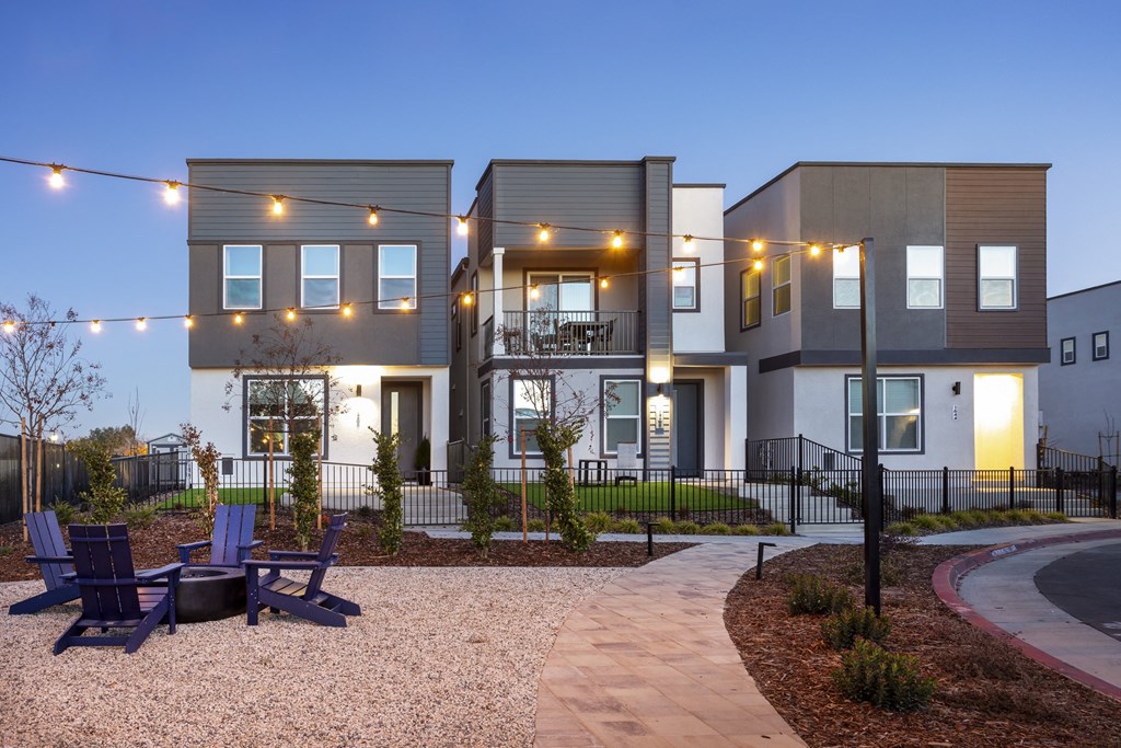 exterior of Cyrne at Meadowlands courtyard with firepit