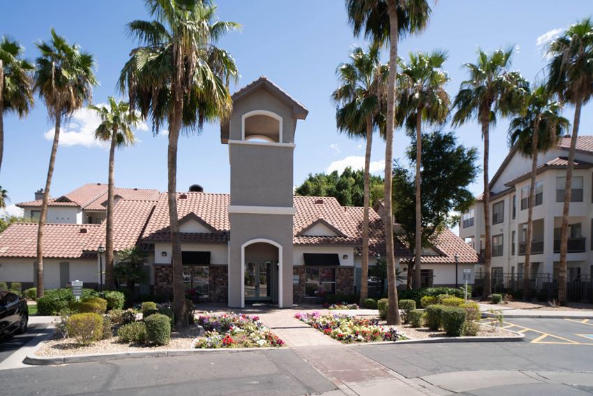 Arboretum At South Mountain Apartments, 15251 South 50th St, Phoenix