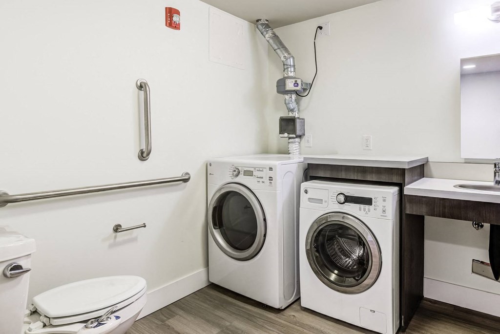 Washer/dryer in bathroom,