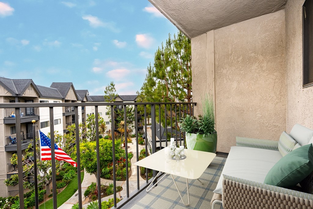 55+ FG Goldenwest Classic Apartment Patio Model