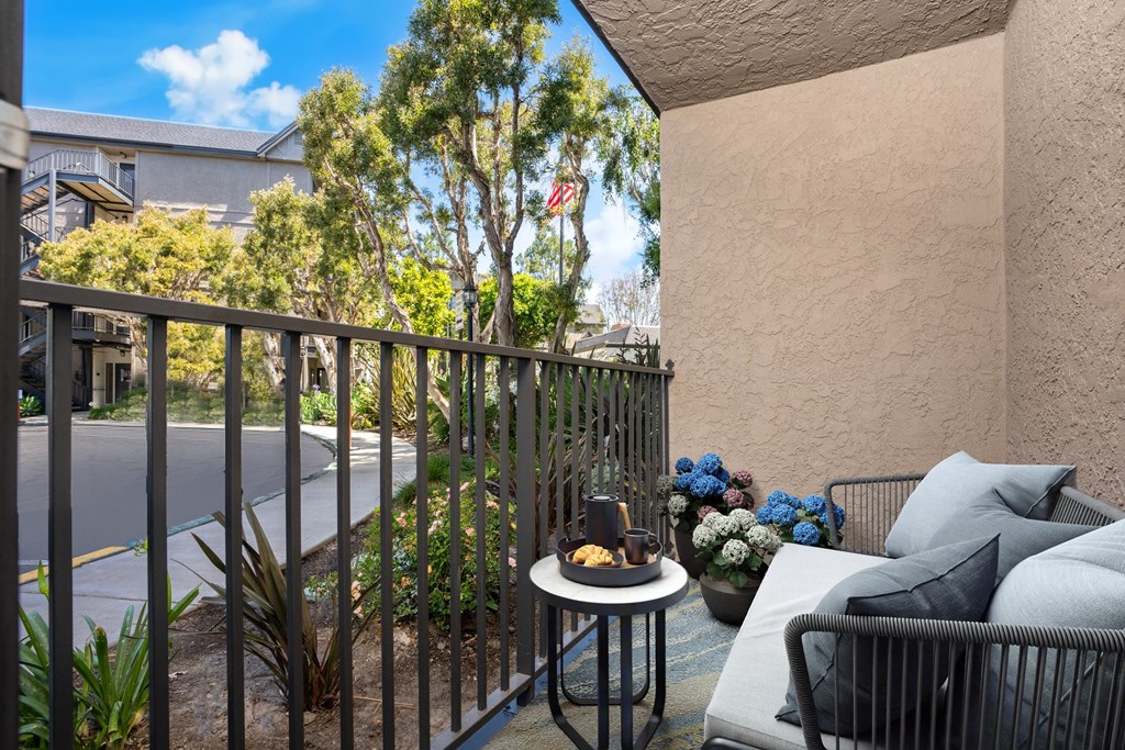 55+ FountainGlen Goldenwest Renovated Apartment Patio