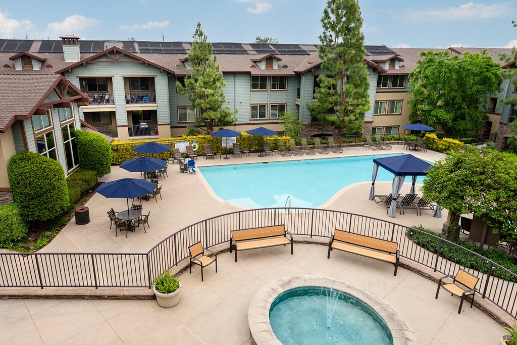 Pool and Spa at 55+ FountainGlen Jacaranda, Fullerton, CA