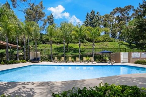 Swimming pool at 55+ FountainGlen Laguna Niguel