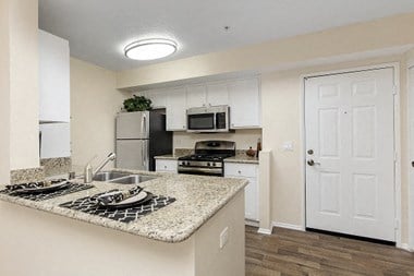 775 E. Union Street 1-2 Beds Apartment for Rent - Photo Gallery 1