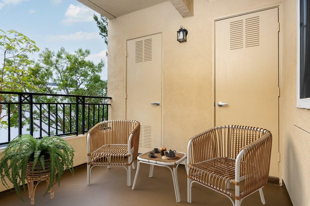 Apartment patio at 55+ FountainGlen Seacliff, Huntington Beach, CA