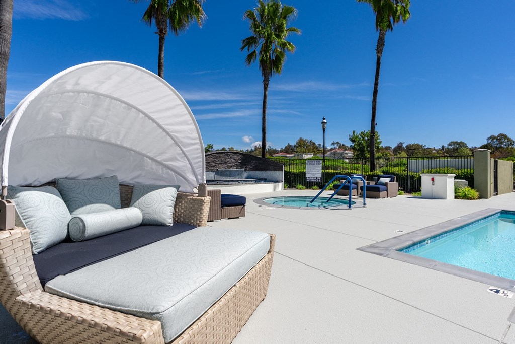 poolside daybed