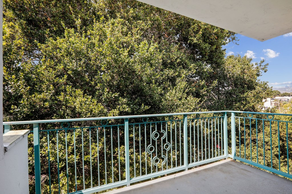 additional photo for property listing at heritage gem in the coolest suburb kalk bay, cape town