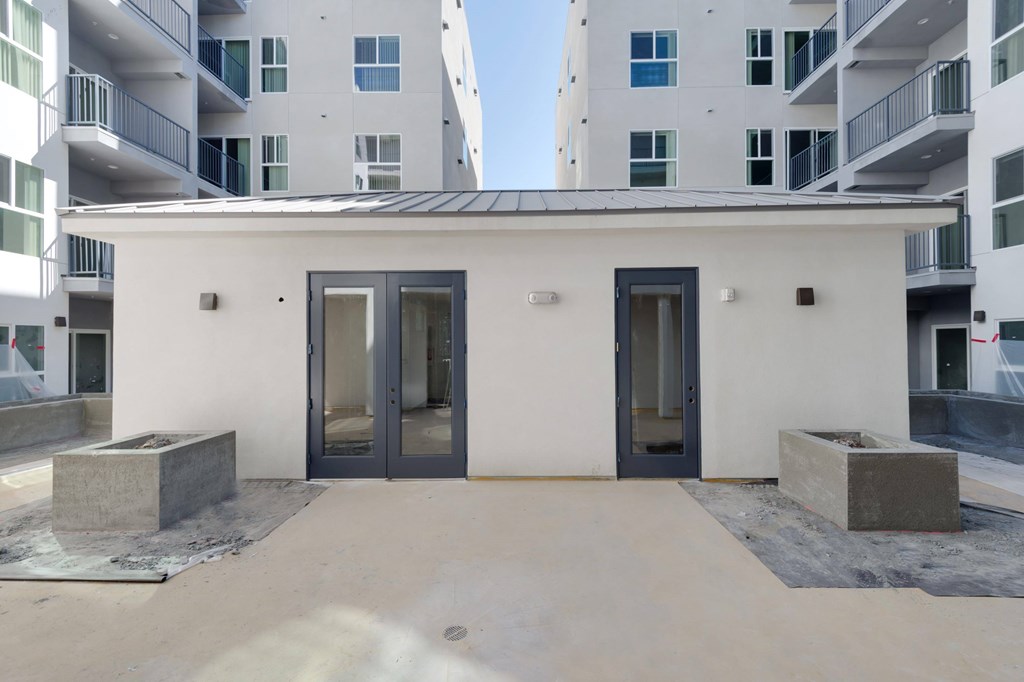 Rooftop View at 422 South Lake, Los Angeles, 90057  