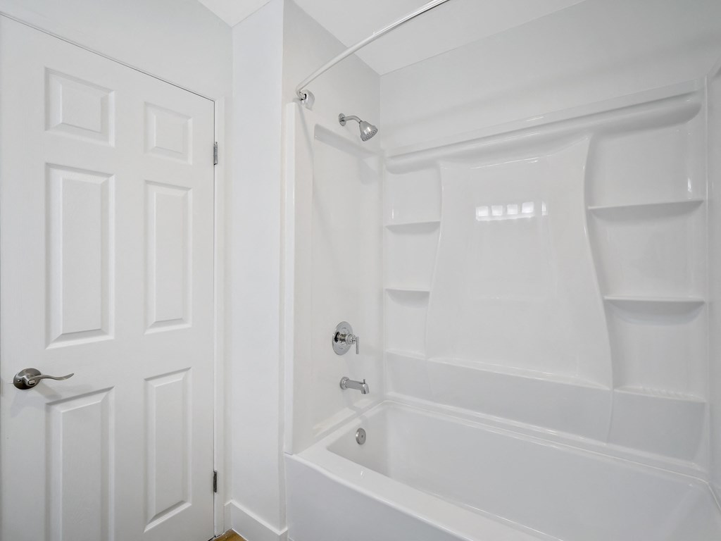 Bathroom at Verandas Apartments, West Covina, CA, 91791