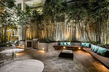 Outdoor Living Spaces at Chelsea Santa Monica, Santa Monica California  