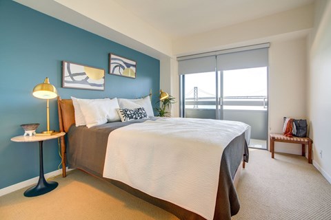 Beautiful Bright Bedroom With Wide Windows at Towers at Rincon, California , 94105