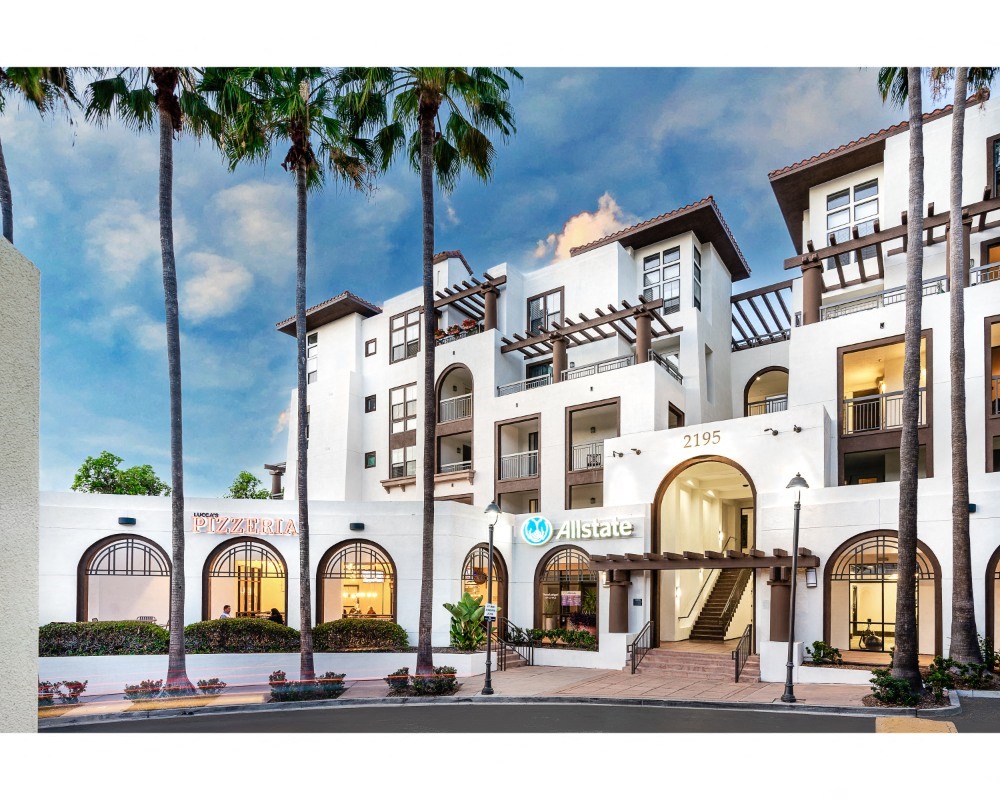 exterior of building and local business and shops at The Promenade Rio Vista, California