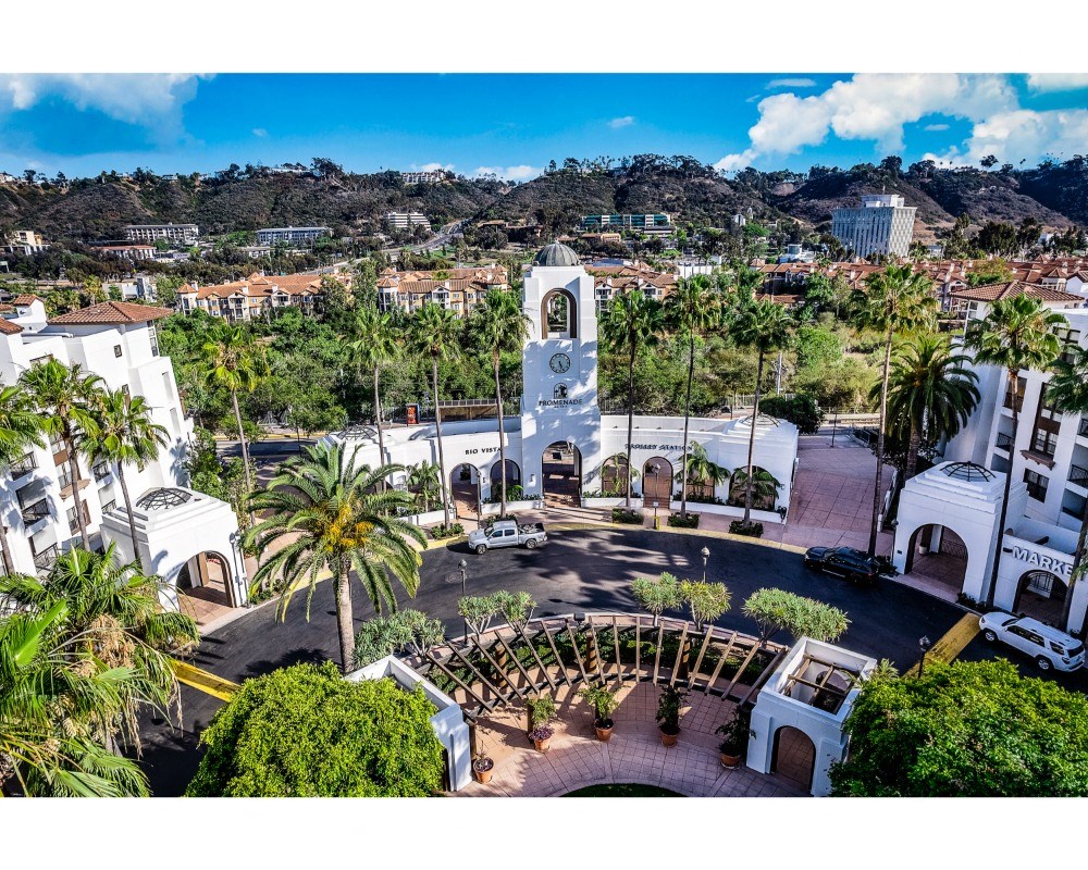aerial view of promenade rio vista lush landscaping and driveway at The Promenade Rio Vista, California, 92108