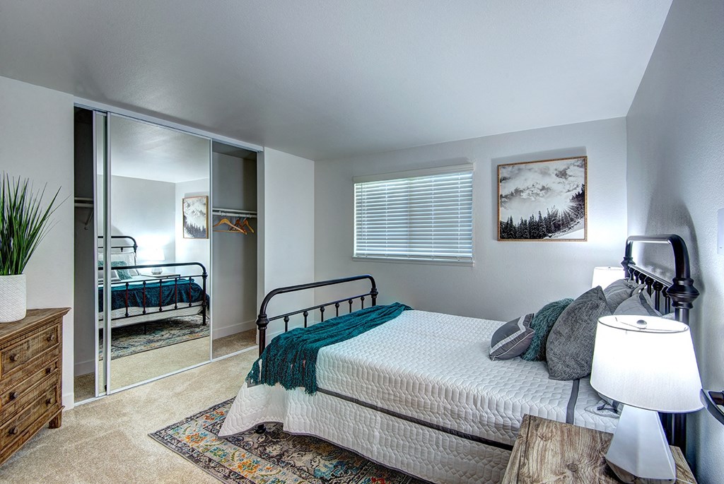 Bedroom at Woodlake Apartments, Kirkland