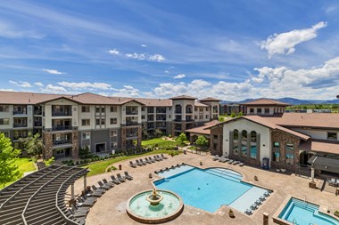 Apartments for Rent in Broomfield CO - Terracina - Bird's Eye View of Pool, Jacuzzi, and Surrounding Lounge Seating
