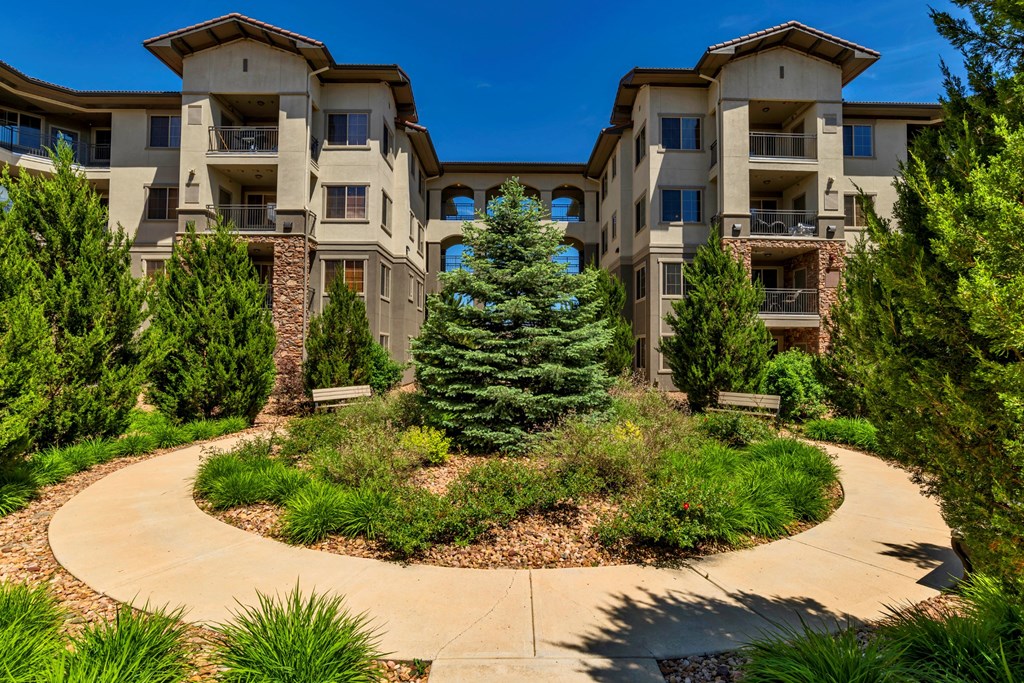 courtyard and building at Terracina, Broomfield, Colorado