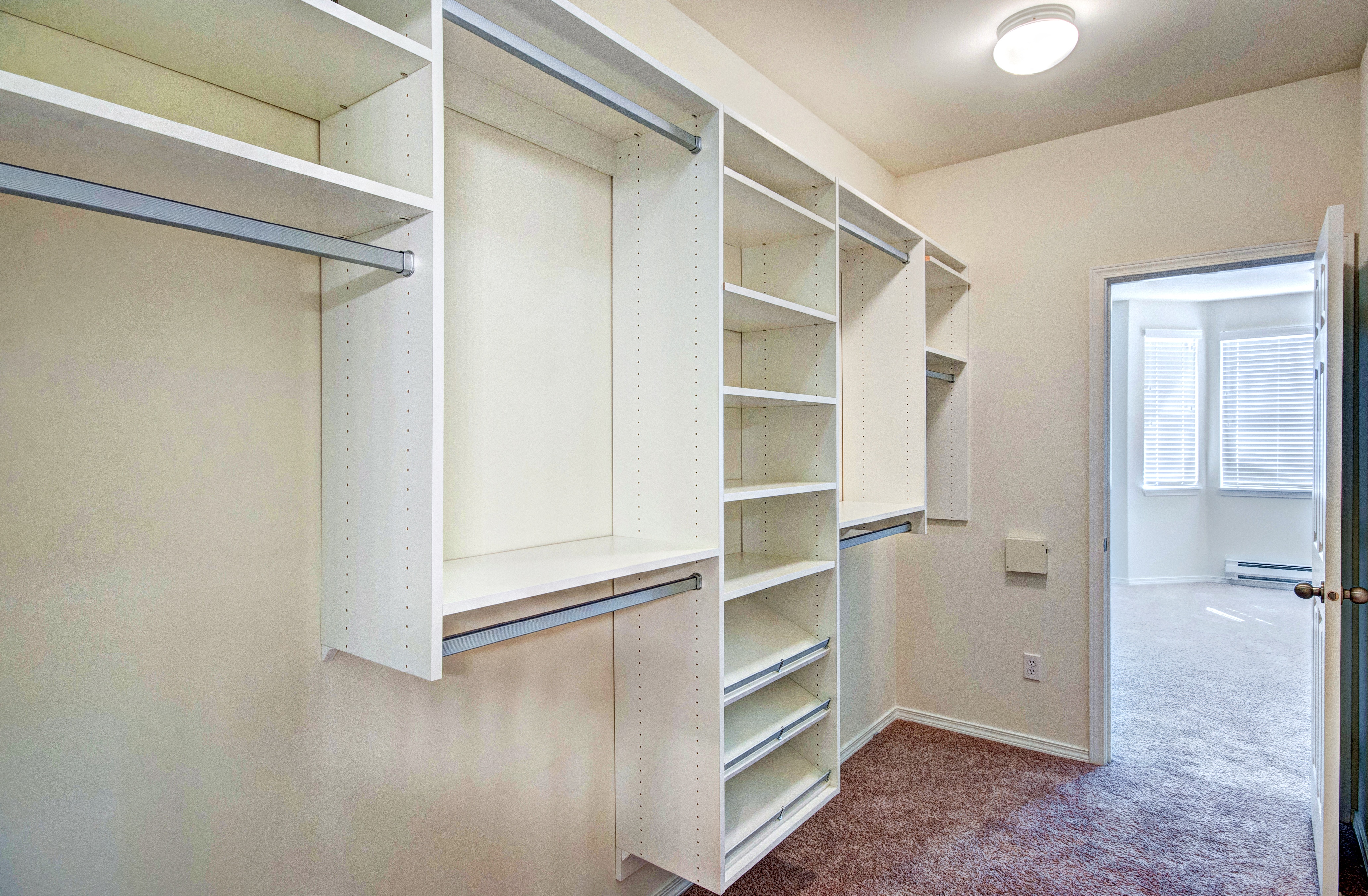 Willina Ranch is a similar property to Avalon RockMeadow located in Bothell